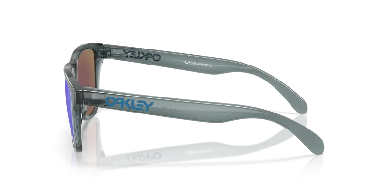แว่นกันแดด Oakley OO9508-05 มุมข้าง ขาแว่นสีดำคริสตัล
