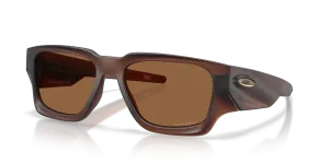 แว่นกันแดด Oakley OO9514-07 มุมเฉียง สี Matte Rootbeer สำหรับผู้ชาย