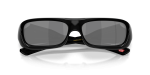 แว่นกันแดด Oakley OO9520-01 close-up ด้านหน้า