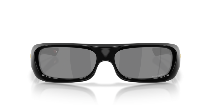 แว่นกันแดด Oakley OO9520-01 ด้านหน้า