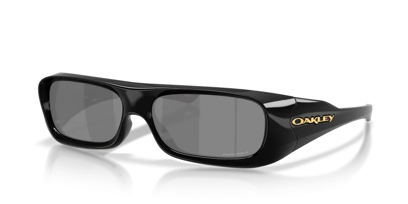 แว่นกันแดด Oakley Permian OO9520-01 Black Prizm Black แว่นกันแดด Oakley OO9520-01 มุมเฉียง สีดำ สำหรับผู้ใช้ทุกเพศ