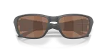 แว่นกันแดด Oakley OO9521-06 close-up ด้านหน้า