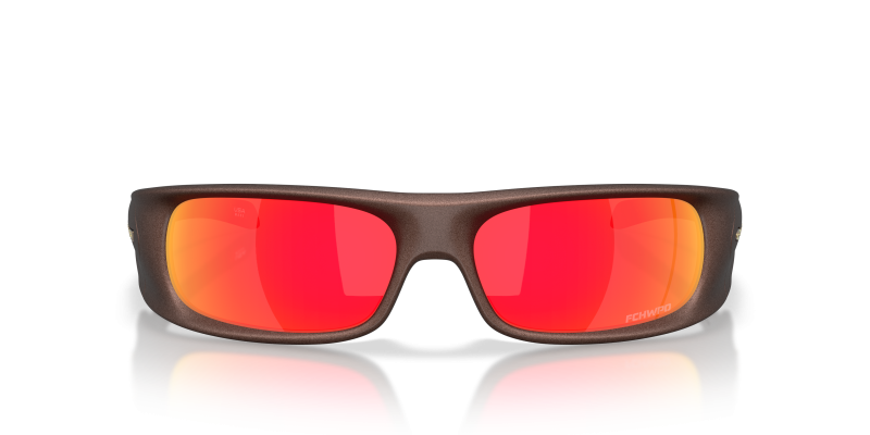 แว่นกันแดด Oakley OO9522-06 ด้านหน้า
