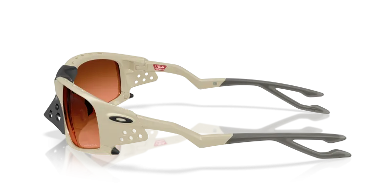 แว่นกันแดด Oakley OO9529-03 มุมข้าง ขาแว่นสีทรายด้าน