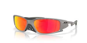 แว่นกันแดด Oakley OO9529-05 มุมเฉียง สีไทเทเนียม สำหรับผู้ใช้ทุกเพศ