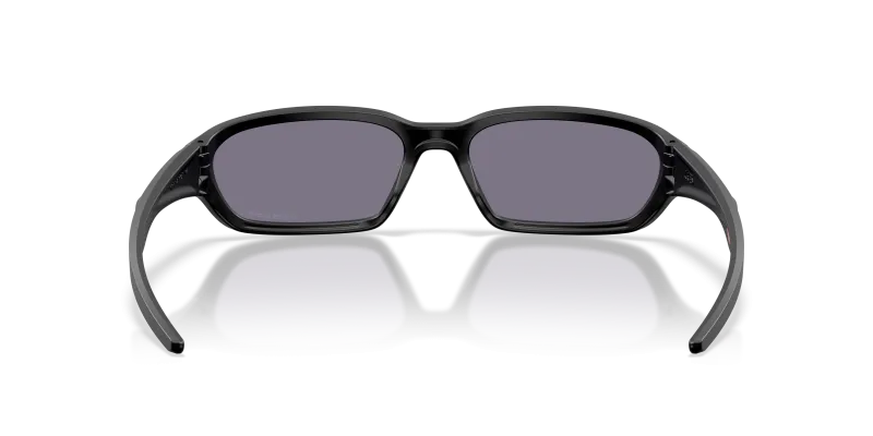 แว่นกันแดด Oakley OO9530-01 ขาแว่นด้านใน