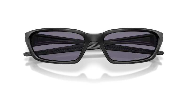 แว่นกันแดด Oakley OO9530-01 close-up ด้านหน้า
