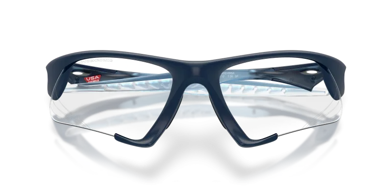 แว่นกันแดด Oakley OO9532-09 close-up ด้านหน้า