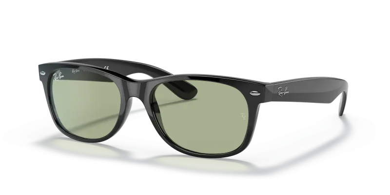 แว่นกันแดด Rayban RB2132F-601/52 มุมเฉียง สีดำ สำหรับผู้ใช้ทุกเพศ