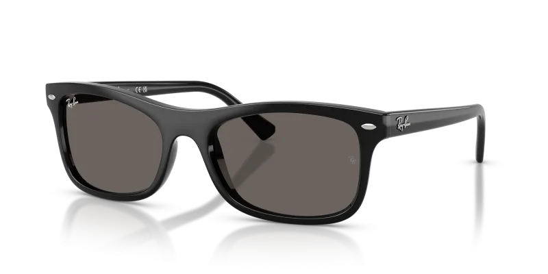 แว่นกันแดด Rayban RB2226F-601/B1 มุมเฉียง สีดำ สำหรับผู้ใช้ทุกเพศ