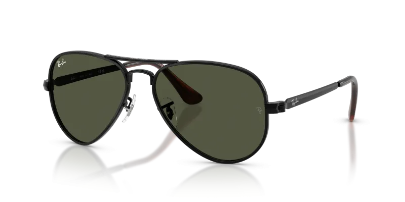แว่นกันแดด Rayban Aviator Max RB3925-002/31 Black Green แว่นกันแดด Rayban RB3925-002/31 มุมเฉียง สีดำ สำหรับผู้ใช้ทุกเพศ