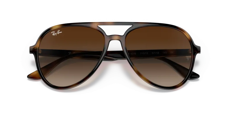 แว่นกันแดด Rayban RB4376-710/13 close-up ด้านหน้า