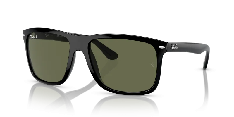 แว่นกันแดด Rayban RB4547F-601/58 มุมเฉียง สีดำ สำหรับผู้ใช้ทุกเพศ