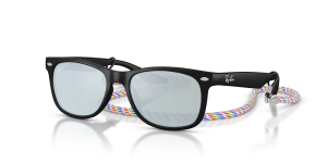 แว่นกันแดด Rayban RJ9052SF-7028Y4 มุมเฉียง สีดำรับเบอร์ สำหรับเด็กทุกเพศ