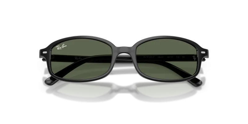 แว่นกันแดด Rayban RJ9132SF-100/31 close-up ด้านหน้า