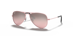 แว่นกันแดด Rayban Junior Aviator RJ9506S-211/7E Pink แว่นกันแดด Rayban RJ9506S-211/7E มุมเฉียง สีชมพู สำหรับเด็กทุกเพศ