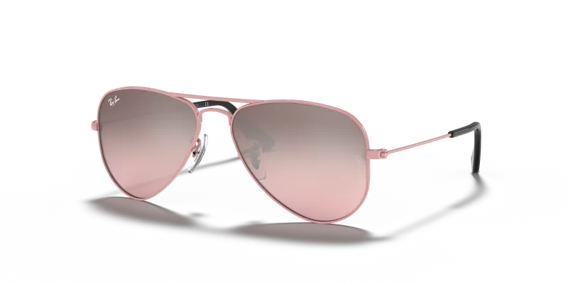 แว่นกันแดด Rayban RJ9506S-211/7E มุมเฉียง สีชมพู สำหรับเด็กทุกเพศ