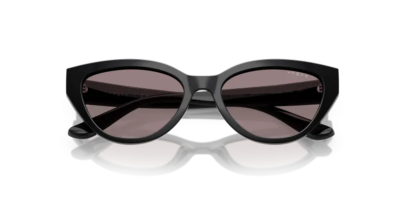 แว่นกันแดด Vogue VJ2026-W44/7N close-up ด้านหน้า