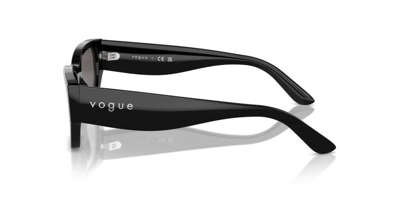 แว่นกันแดด Vogue VO5586S-W44/87 มุมข้าง ขาแว่นสีดำ