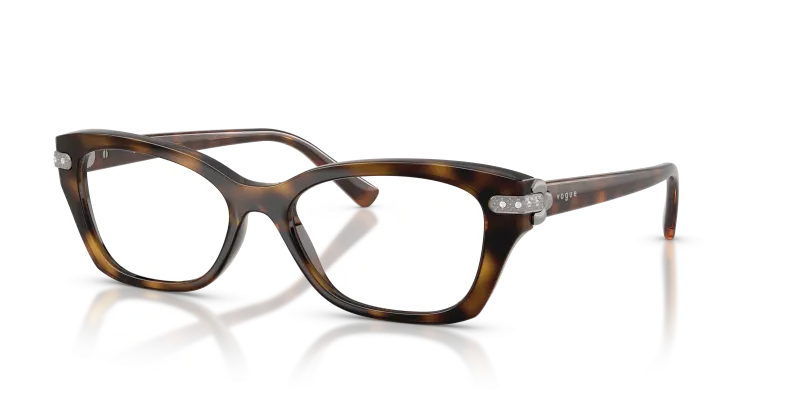 กรอบแว่นสายตา Vogue VO5704B-W656 Dark Havana แว่นสายตา Vogue VO5704B-W656 มุมเฉียง สีฮาวานาเข้ม สำหรับผู้หญิง