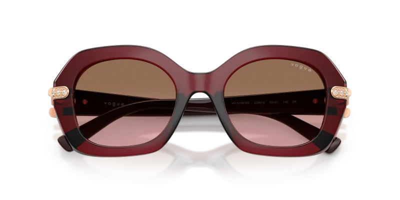 แว่นกันแดด Vogue VO5706SB-328614 close-up ด้านหน้า