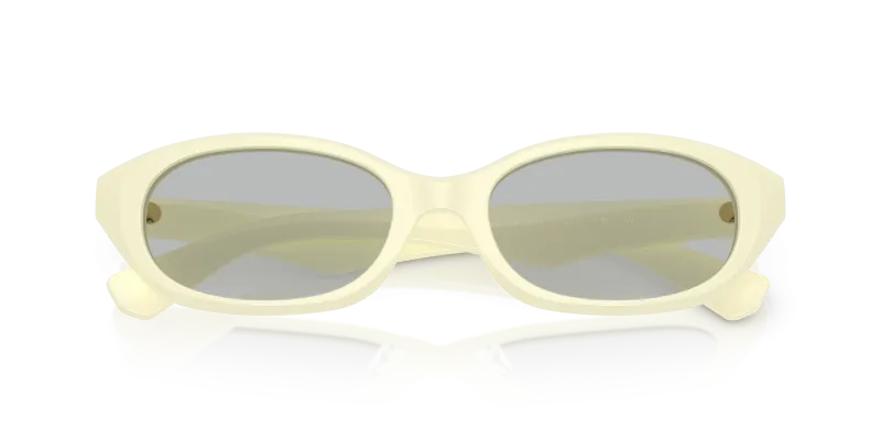 Burberry BE4447D 414587 close-up ด้านหน้า