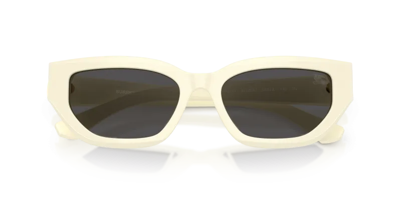 Burberry BE4463D 415887 close-up ด้านหน้า
