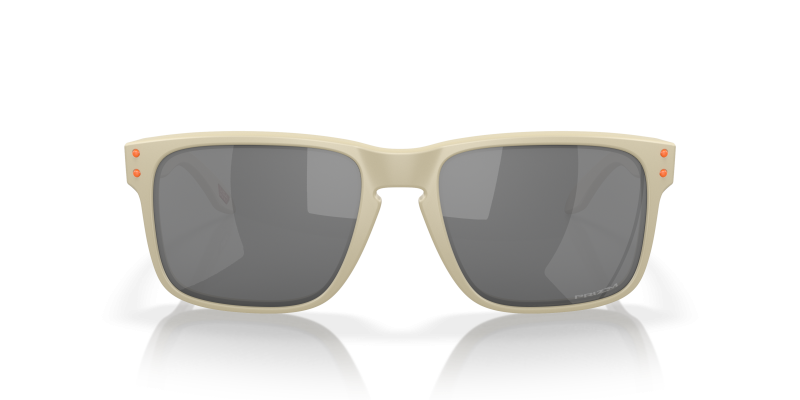 Oakley Holbrook OO9102 Y1 แว่นกันแดดด้านหน้า