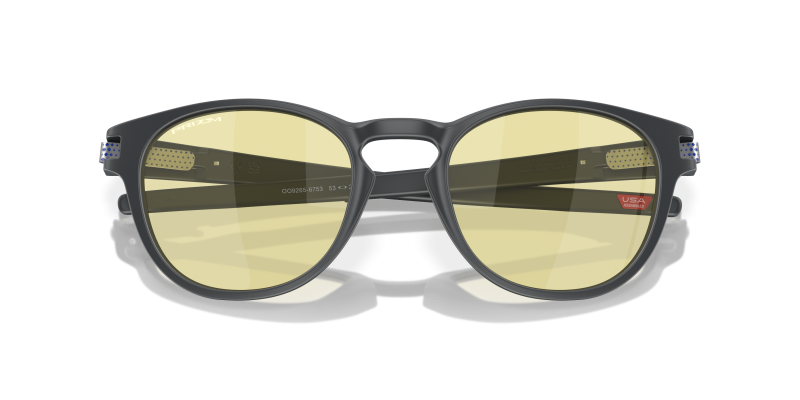 Oakley Latch OO9265 67 close-up ด้านหน้า