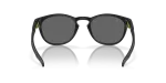 แว่นกันแดด Oakley Latch OO9265-69 Matte Black Ink Oakley Latch OO9265-69 ขาแว่นด้านใน