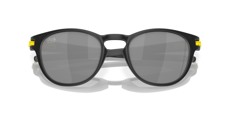 Oakley Latch OO9265-69 close-up ด้านหน้า
