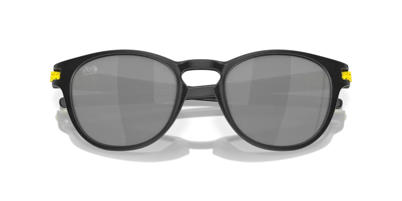 Oakley Latch OO9265-69 close-up ด้านหน้า