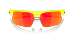 แว่นกันแดด Oakley Bisphaera OO9400-13 Tennis Yellow Prizm Ruby Oakley Bisphaera OO9400 13 close-up ด้านหน้า
