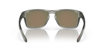 แว่นกันแดด Oakley Sylas (A) OO9448F-13 Grey Ink Prizm Ruby Oakley Sylas (A) OO9448F-13 เทาหมึก ขาแว่นด้านใน