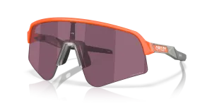 Oakley Sutro Lite Sweep OO9465 30 แว่นกันแดดส้มนีออน