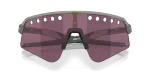 Oakley Sutro Lite Sweep OO9465-32 เทาหมึกด้าน close-up ด้านหน้า