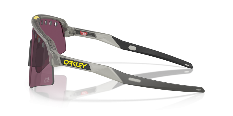 แว่นกันแดด Oakley Sutro Lite Sweep OO9465-32 เทาหมึกด้าน มุมข้าง