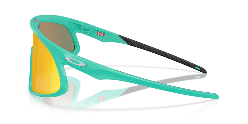 แว่นกันแดด Oakley RSLV OO9484D-05 มุมข้าง