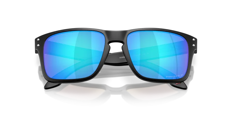 Oakley Holbrook S OO9509-04 ดำด้าน close-up ด้านหน้า