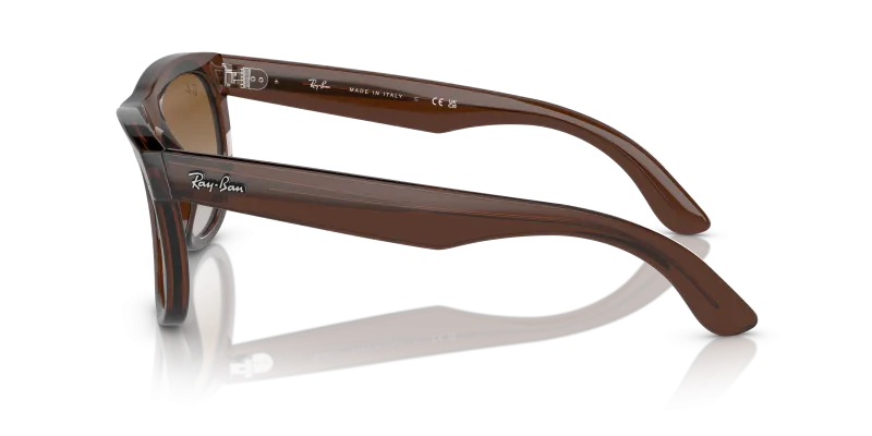 แว่นกันแดด Rayban Wayfarer Reverse RBR0502S 6709CB มุมข้าง