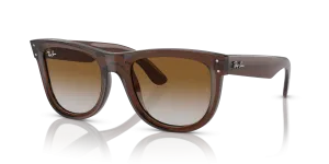Rayban Wayfarer Reverse RBR0502S 6709CB กรอบน้ำตาลโปร่งใส เลนส์น้ำตาลไล่ระดับ