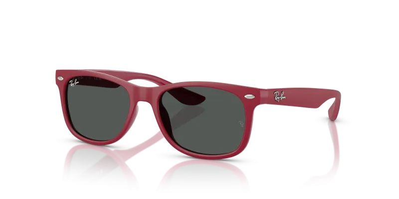 แว่นกันแดด Rayban Junior New Wayfarer RJ9052SF-717887 Rubber Burgundy Rayban Junior New Wayfarer RJ9052SF-717887 บอร์โด แว่นกันแดดเด็ก