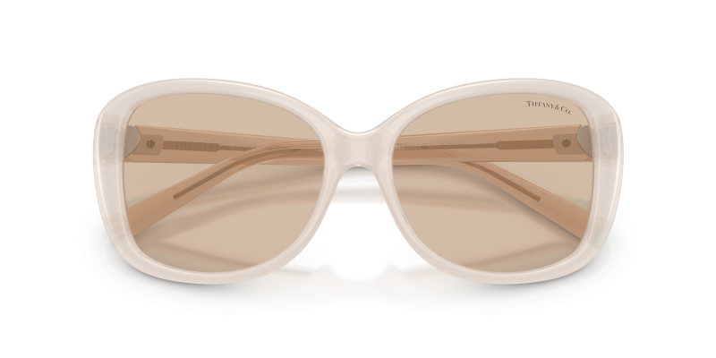 Tiffany & Co TF4257U 845893 close-up ด้านหน้า
