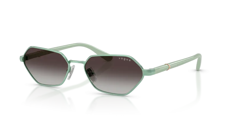 Vogue VO4349S 52158G แว่นกันแดดทรงผีเสื้อสีเขียวอ่อน สำหรับผู้หญิง
