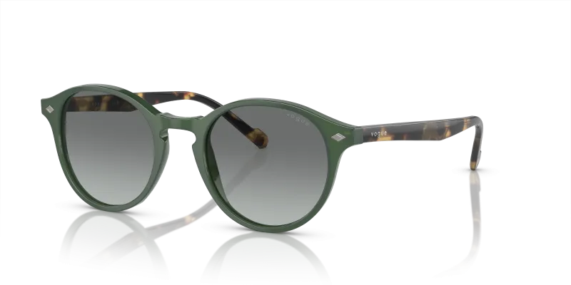 แว่นกันแดด Vogue VO5327S-309211 Dusty Green Grey Gradient Vogue VO5327S 309211 แว่นกันแดดสีเขียวแบบฝุ่น สำหรับผู้ชาย