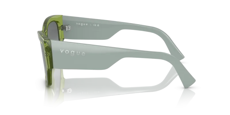 แว่นกันแดดเขียวโปร่งใส Vogue VO5462S 295311 มุมข้าง ขาแว่นเขียวเข้มทึบ