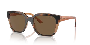 Vogue VO5558SF-315773 แว่นกันแดดทรงสี่เหลี่ยมจัตุรัส