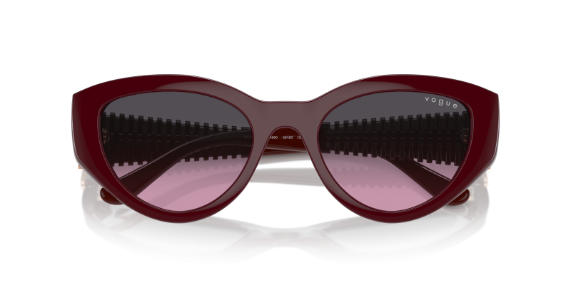 Vogue VO5566S 304890 close-up ด้านหน้า