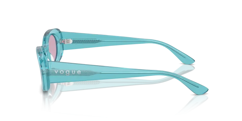 แว่นกันแดด Vogue VO5582S 316676 มุมข้าง กรอบโปร่งแสง