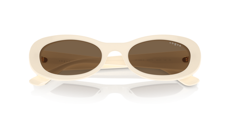 Vogue VO5582S 316773 close-up ด้านหน้า